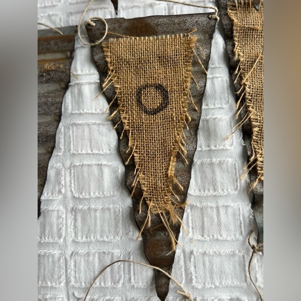 Rustic Metal Flag Burlap Accent Farmhouse Cottagecore Letter O